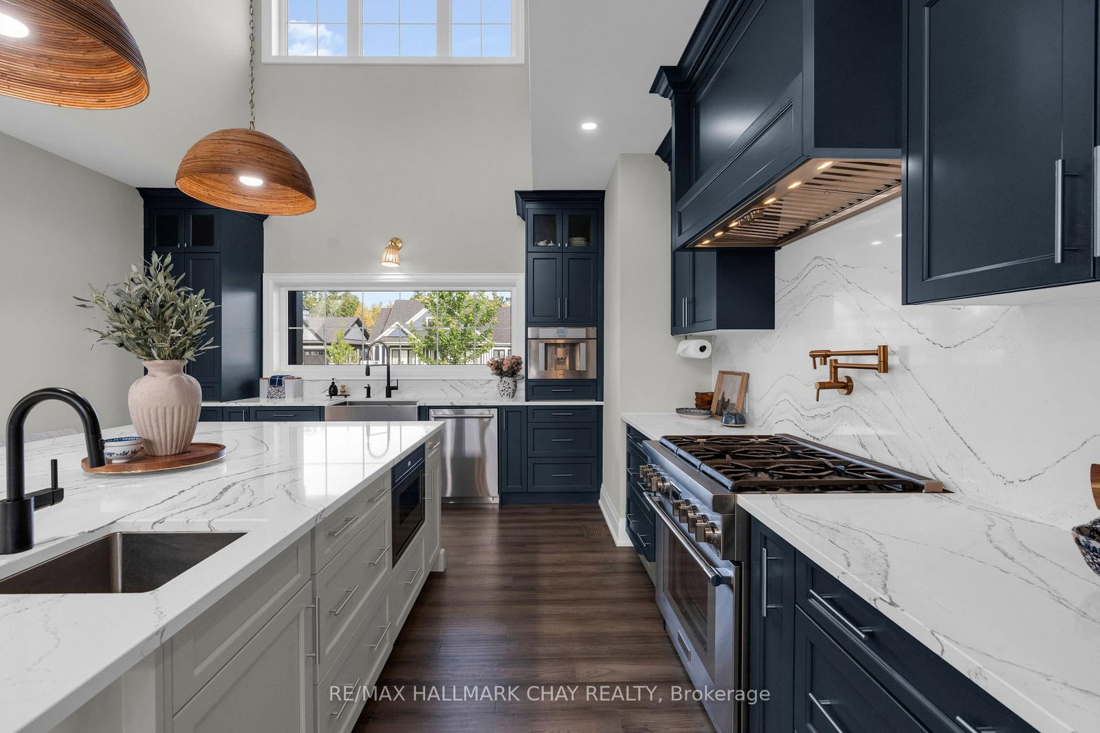 7 Clydesdale Court • Oro-Medonte, ON photo 8