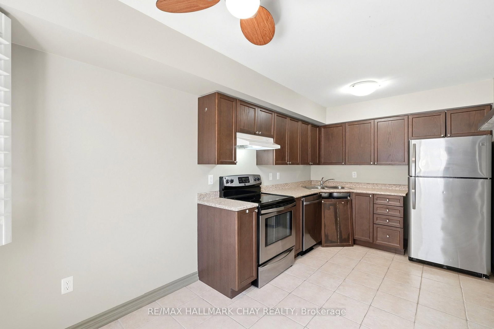 408 Veterans Drive • #1 • Barrie, ON photo 16