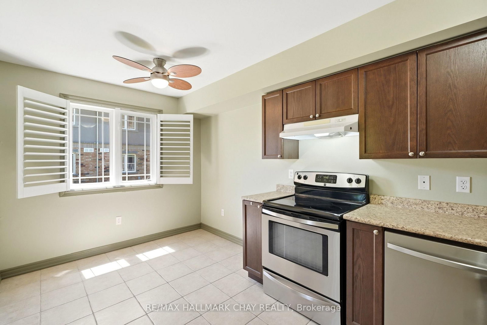 408 Veterans Drive • #1 • Barrie, ON photo 18