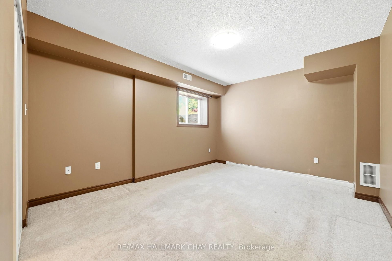 408 Veterans Drive • #1 • Barrie, ON photo 26