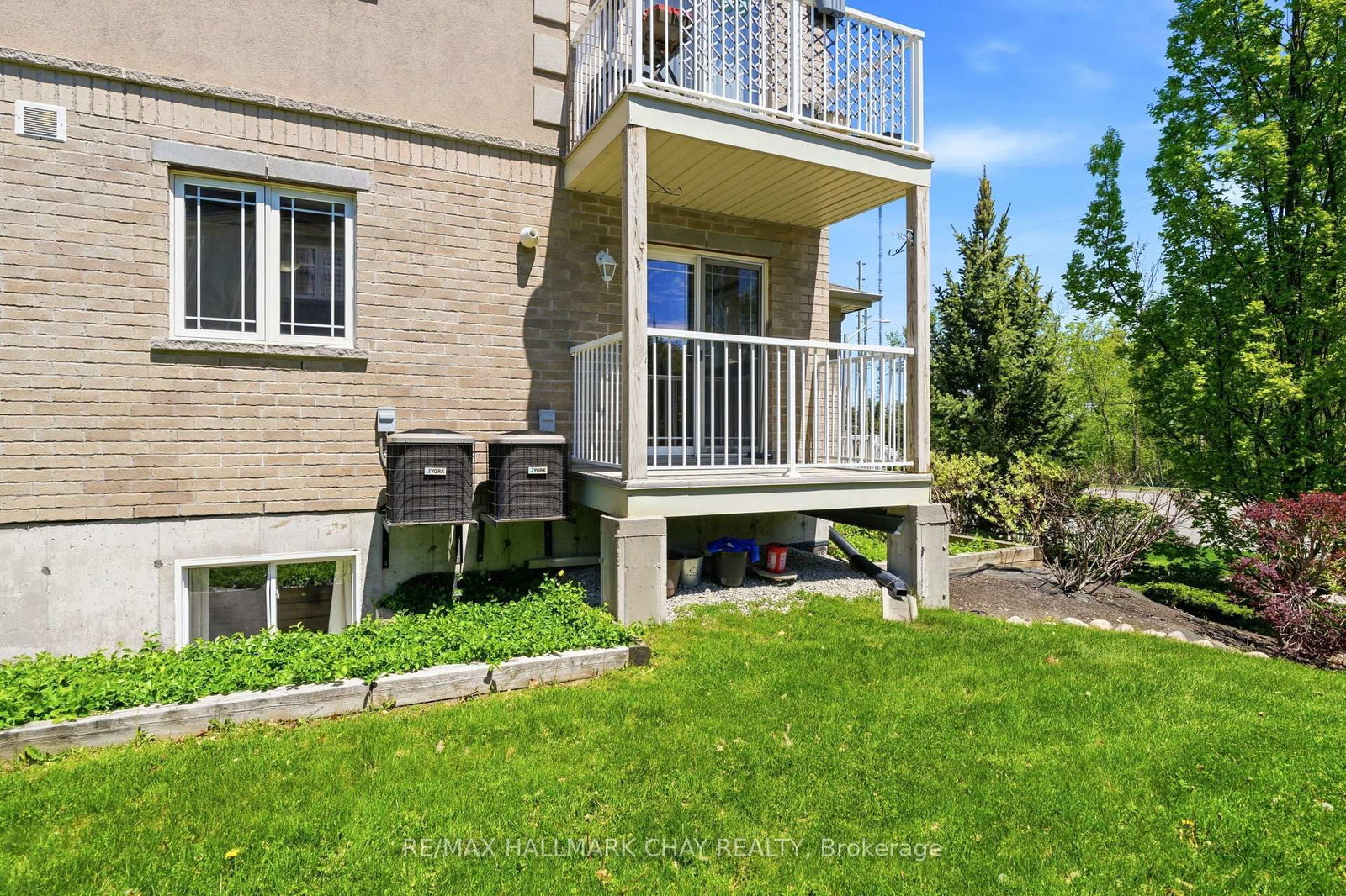 408 Veterans Drive • #1 • Barrie, ON photo 34