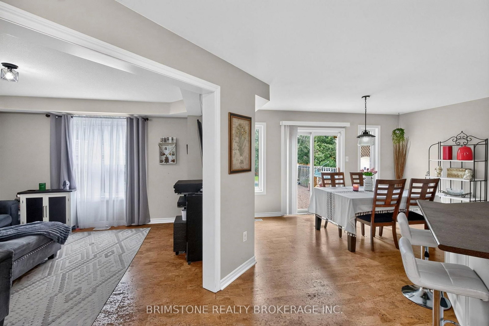 24 Stoneybrook Crescent • Barrie, ON photo 13