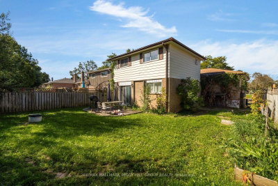 46 College Crescent • Barrie, ON photo 4