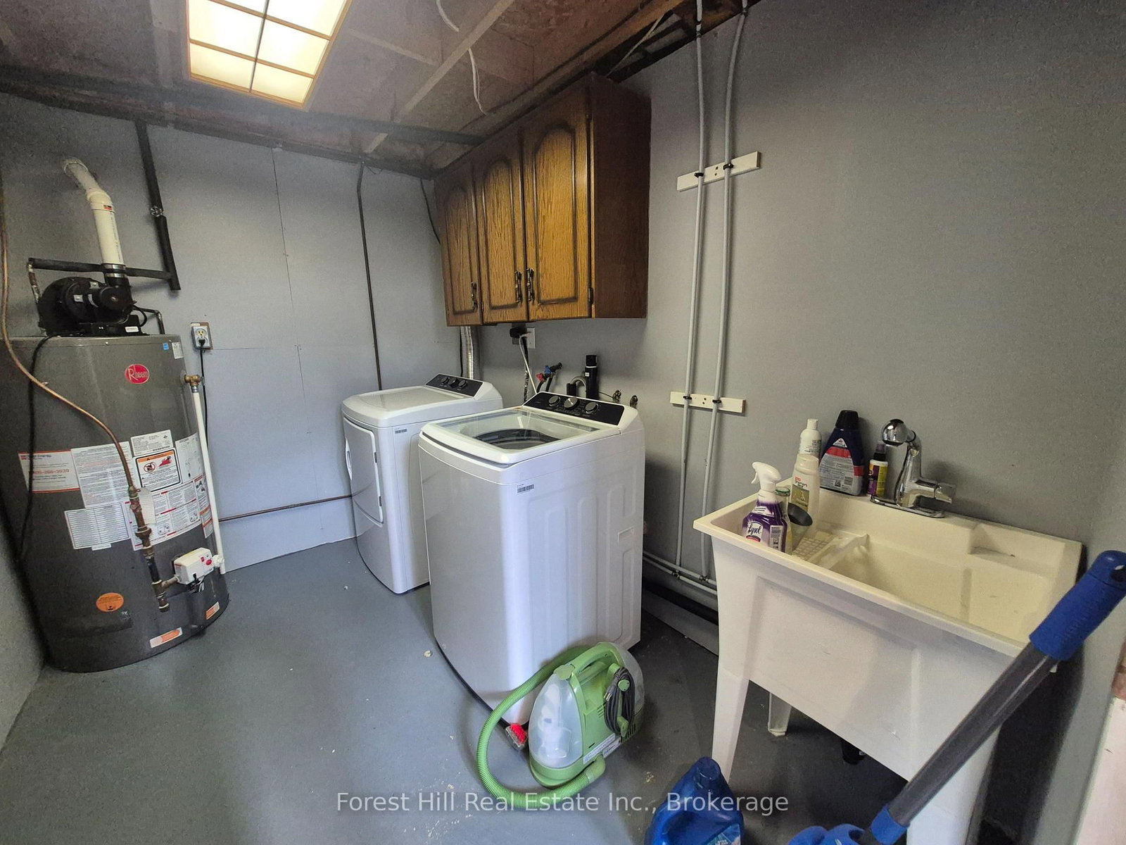 679 Simcoe Avenue W • Tay, ON photo 17