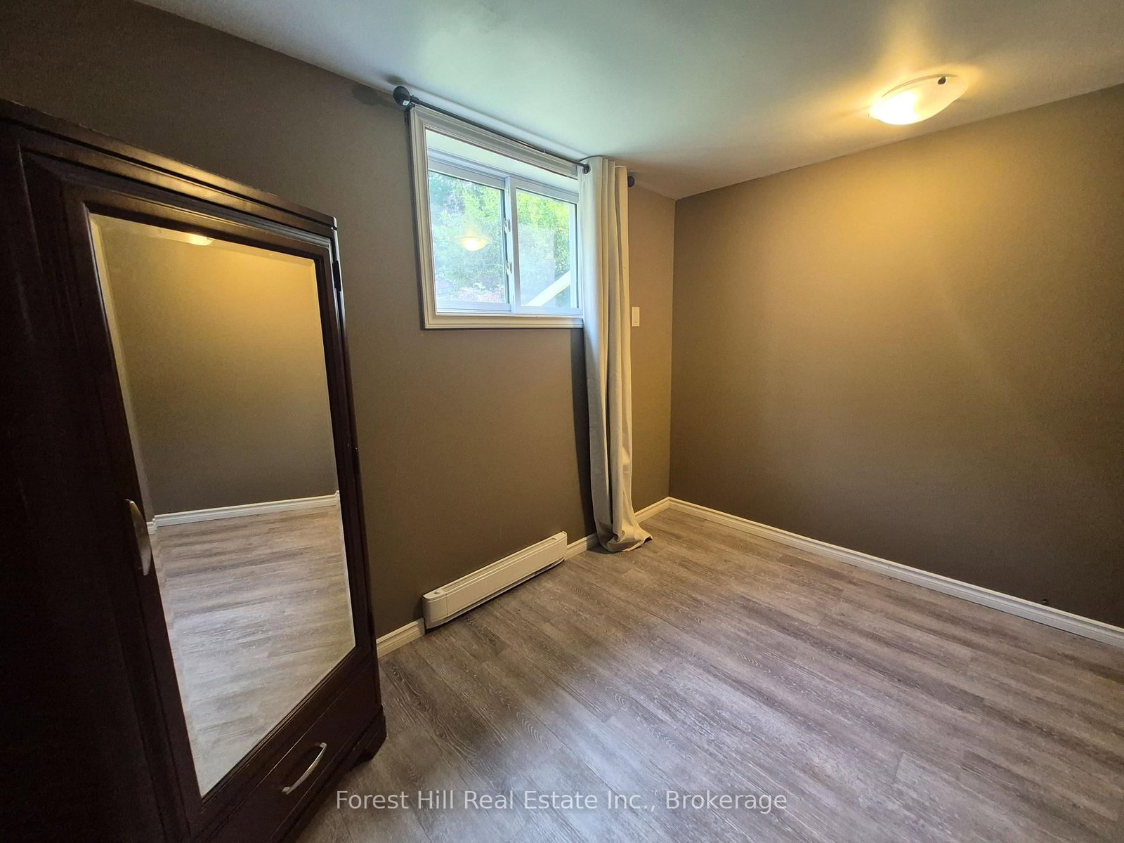 679 Simcoe Avenue W • Tay, ON photo 18