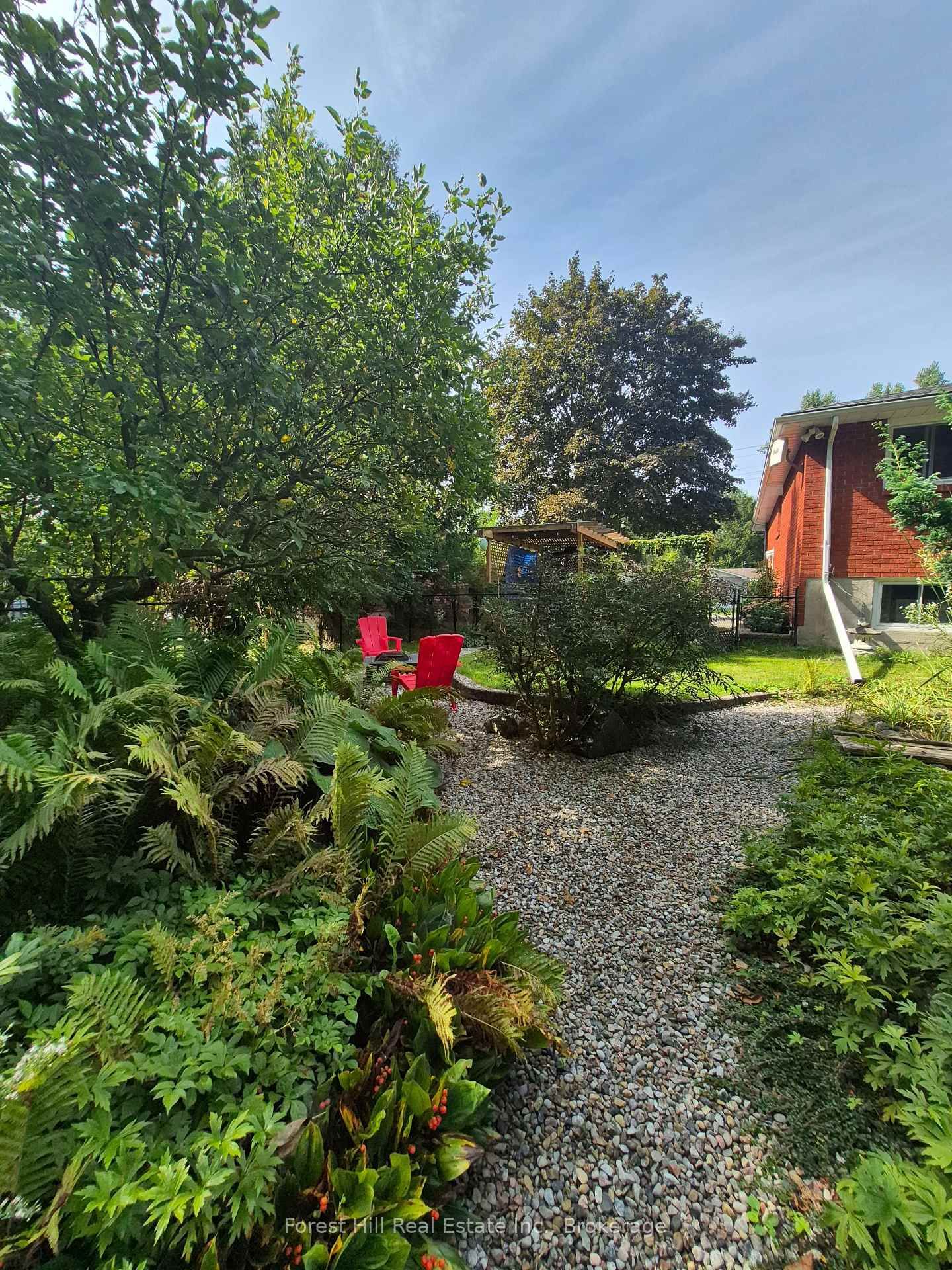 679 Simcoe Avenue W • Tay, ON photo 23