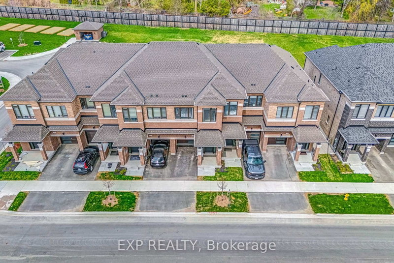 122 Turnberry Lane