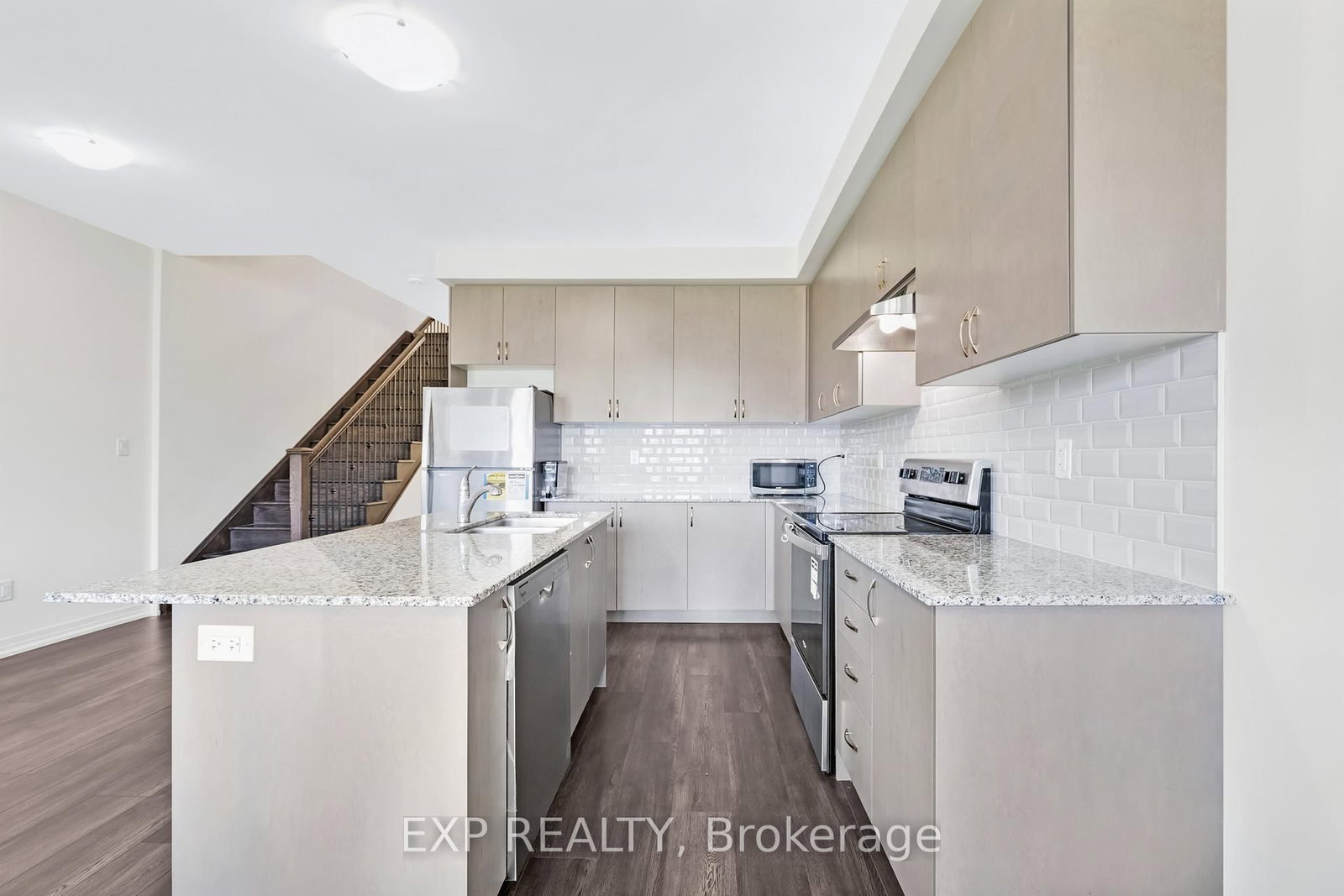 122 Turnberry Lane • Barrie, ON photo 10