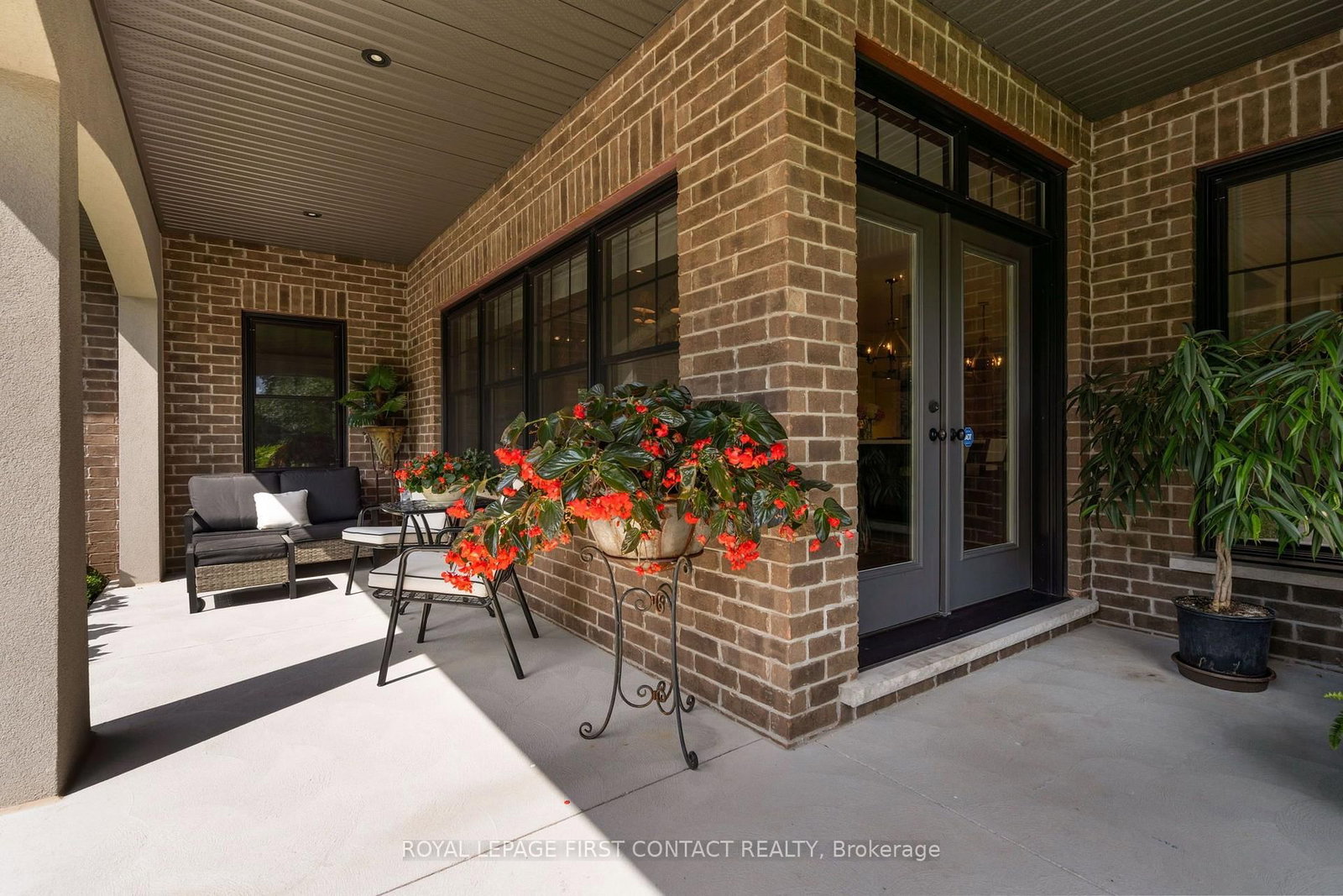 49 Black Creek Trail • Springwater, ON photo 13