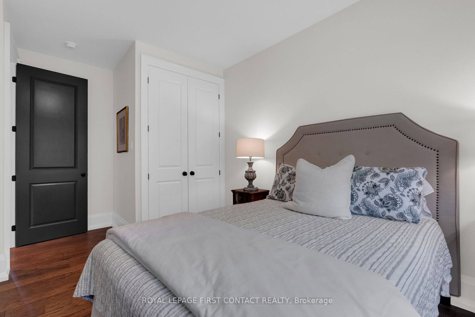 49 Black Creek Trail • Springwater, ON photo 32
