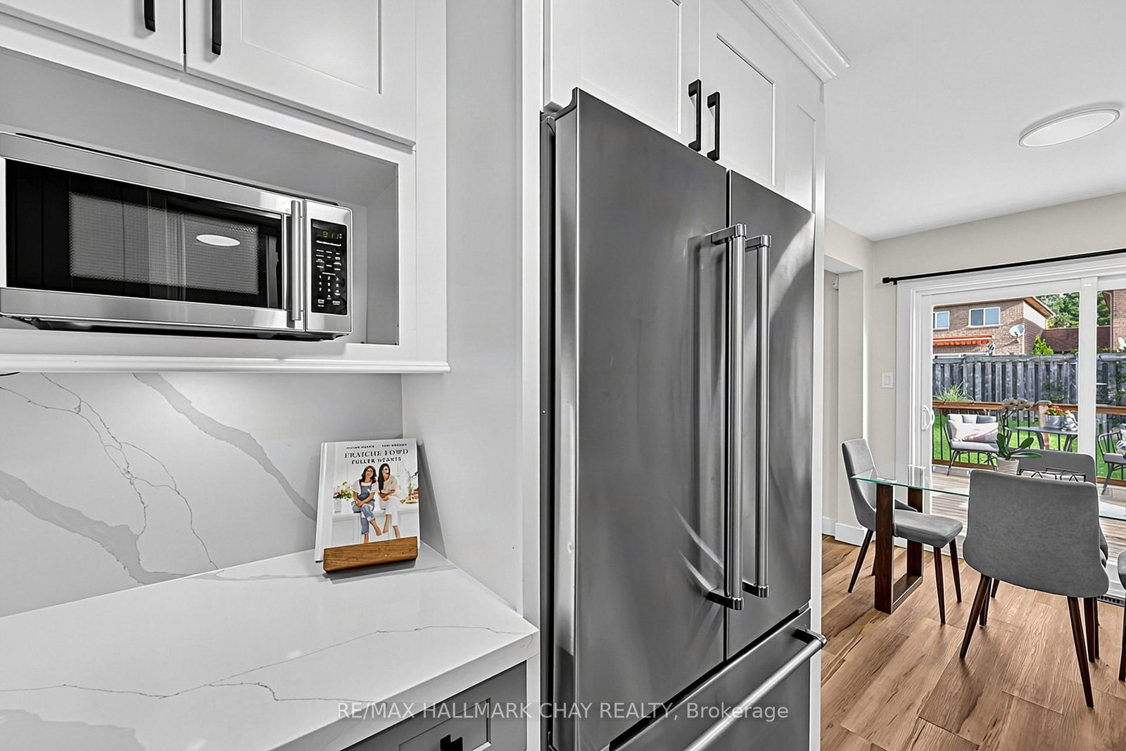 16 Buggs Gate • Barrie, ON photo 10