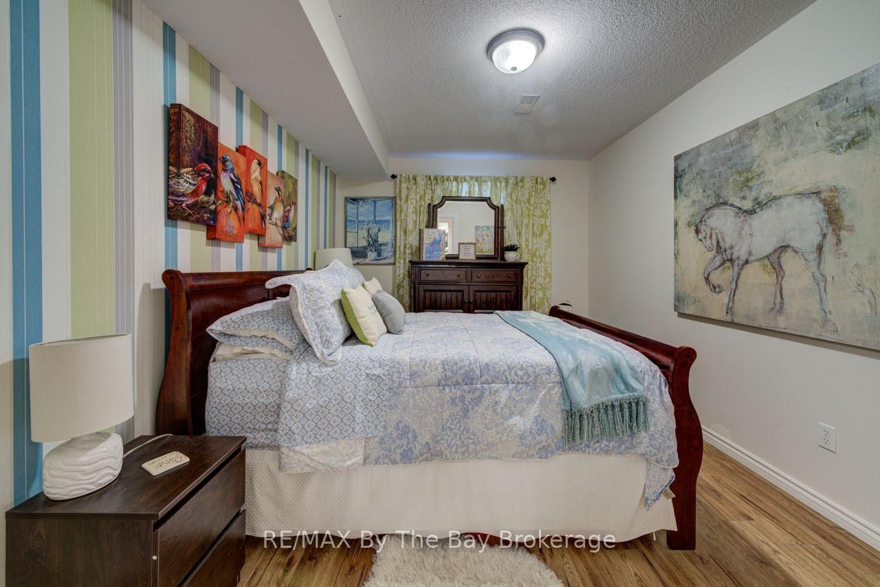 9 Cranberry Heights • Wasaga Beach, ON photo 21