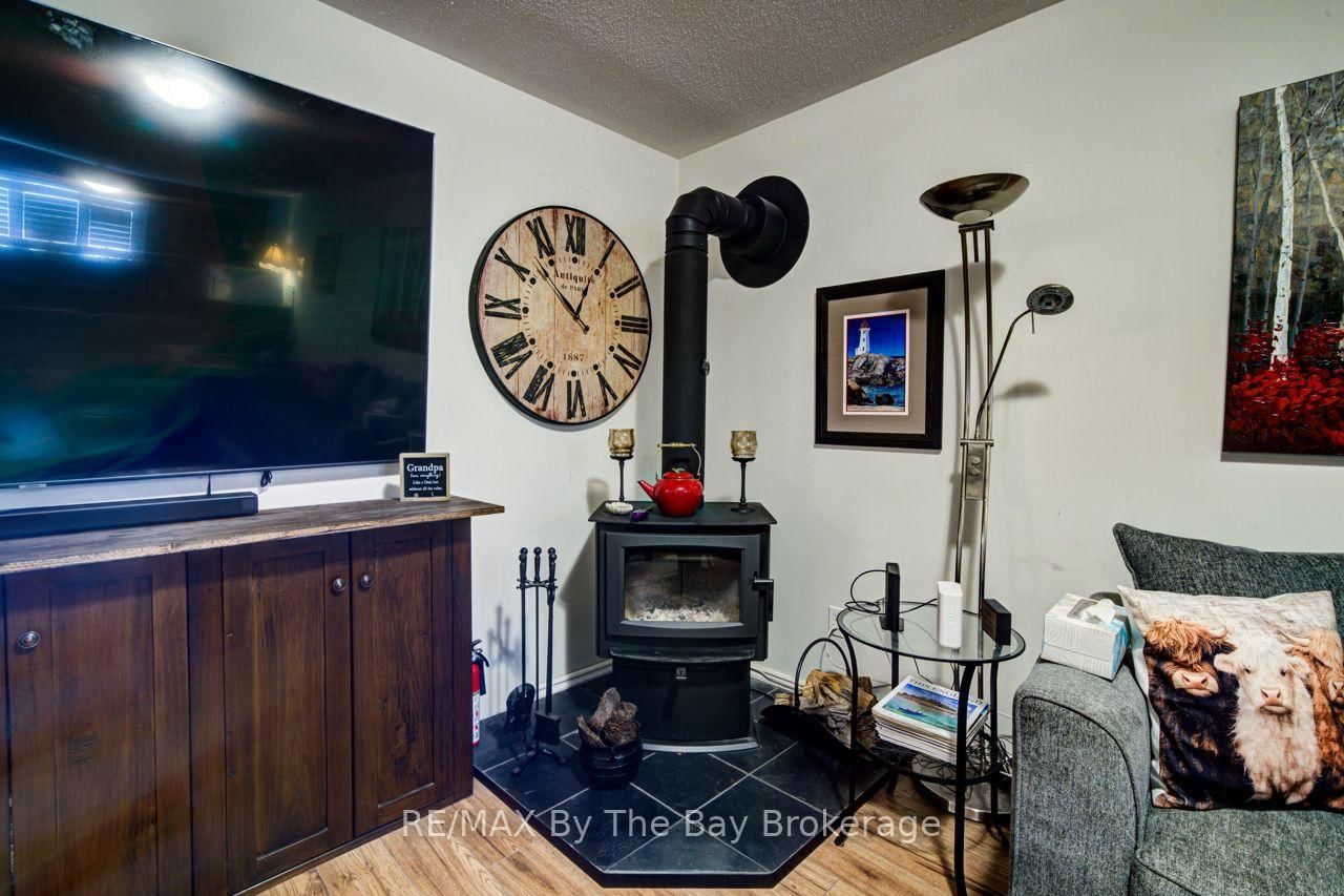 9 Cranberry Heights • Wasaga Beach, ON photo 28
