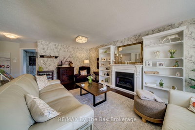 9 Cranberry Heights • Wasaga Beach, ON photo 7