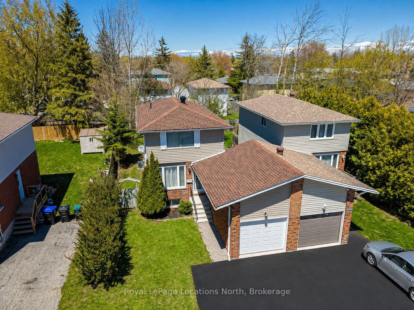 514 Tenth Street • Collingwood, ON photo 2