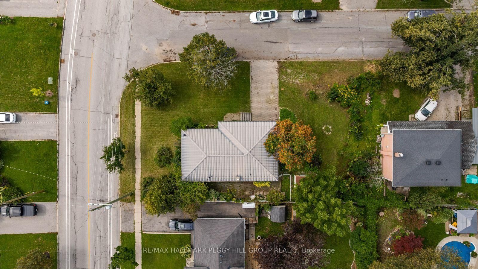 3 Blue Mound Drive • Barrie, ON photo 11