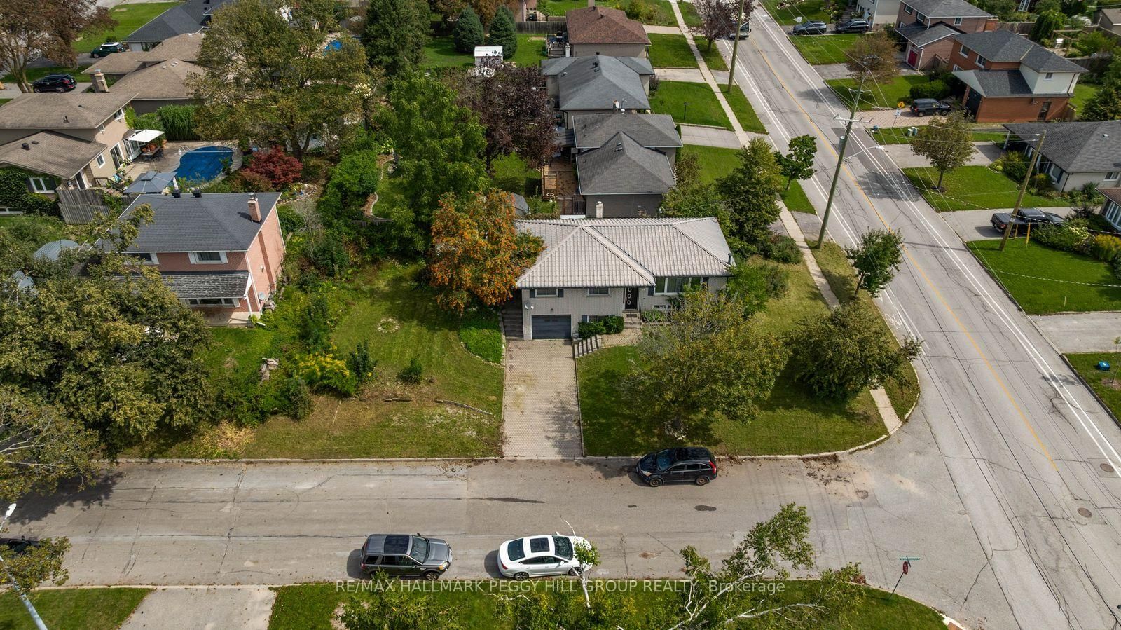 3 Blue Mound Drive • Barrie, ON photo 13