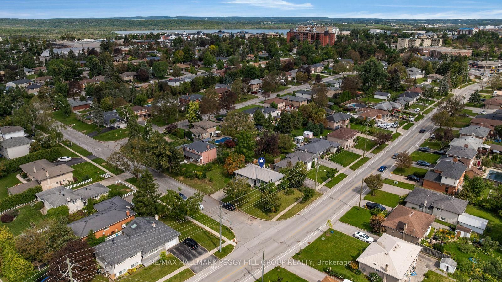 3 Blue Mound Drive • Barrie, ON photo 14