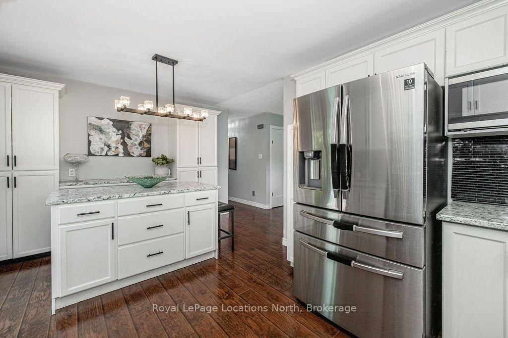 7 Coles Court • Wasaga Beach, ON photo 15