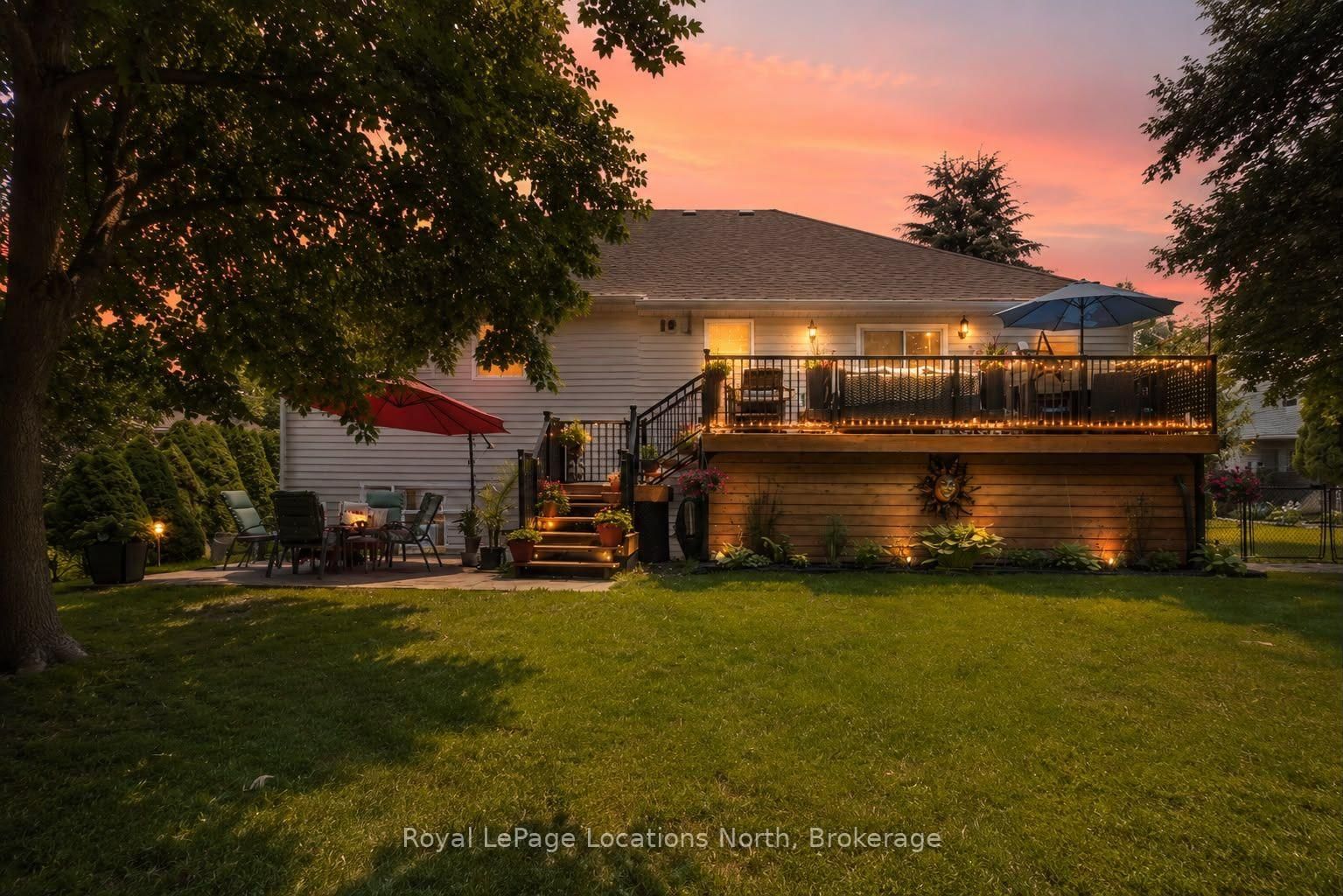 7 Coles Court • Wasaga Beach, ON photo 2