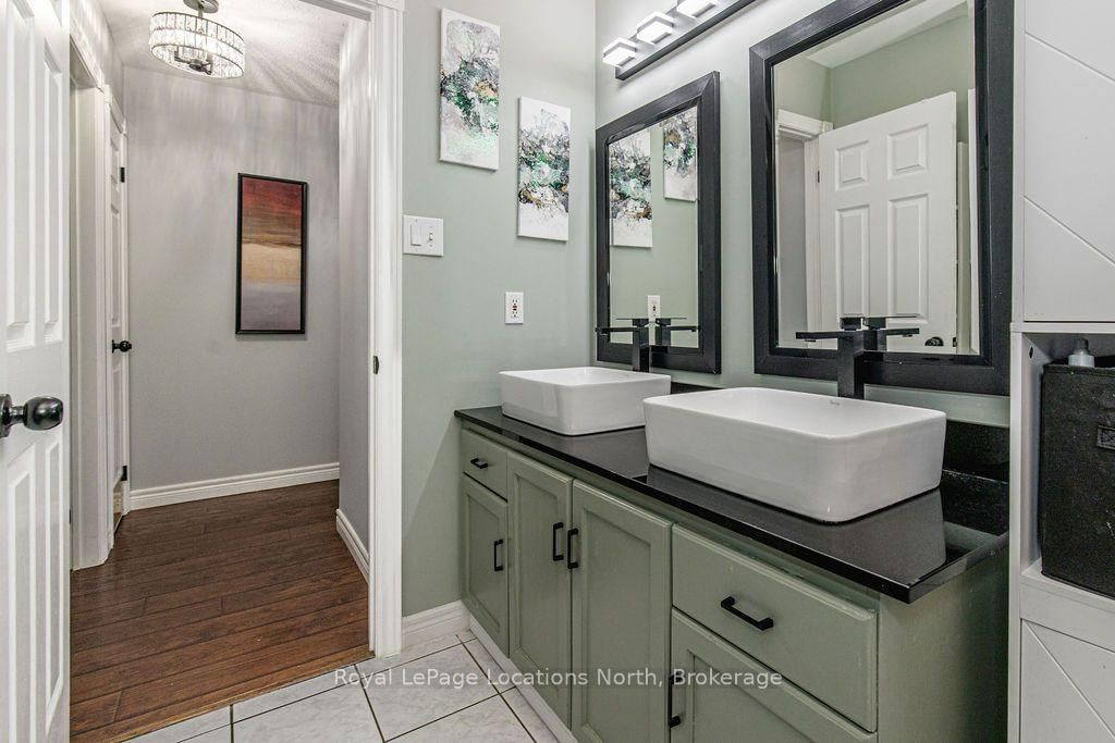7 Coles Court • Wasaga Beach, ON photo 25