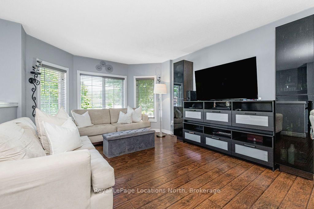7 Coles Court • Wasaga Beach, ON photo 7