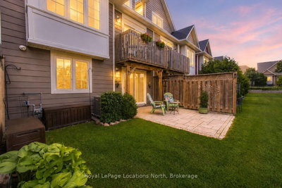 22 Berkshire Avenue • Wasaga Beach, ON photo 2
