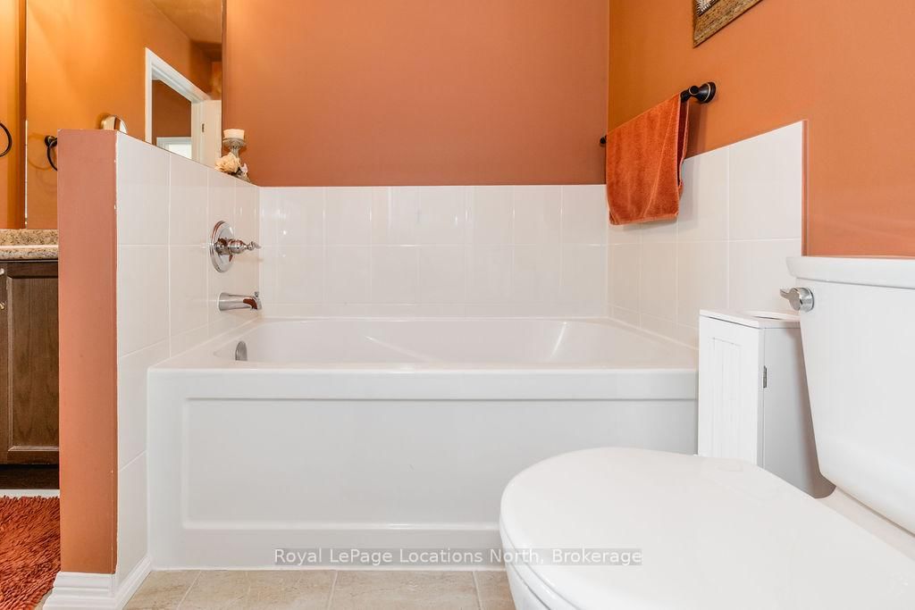 22 Berkshire Avenue • Wasaga Beach, ON photo 22