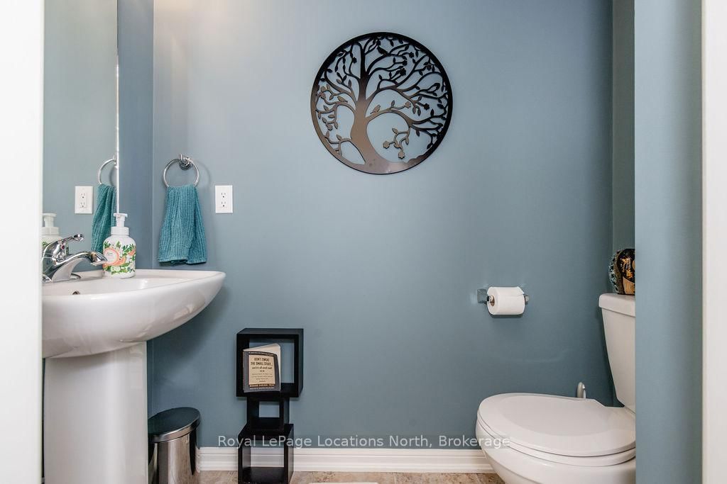 22 Berkshire Avenue • Wasaga Beach, ON photo 24