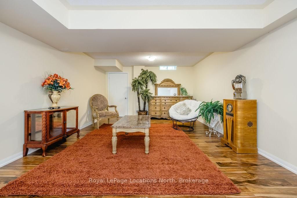 22 Berkshire Avenue • Wasaga Beach, ON photo 33