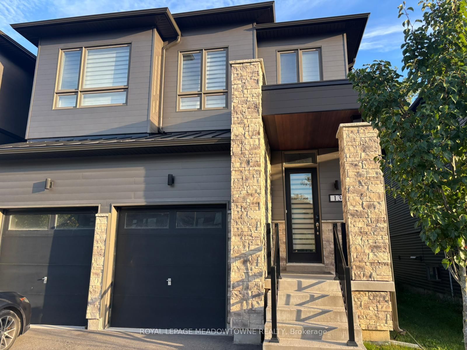 13 Eberhardt Drive • Wasaga Beach, ON photo 2