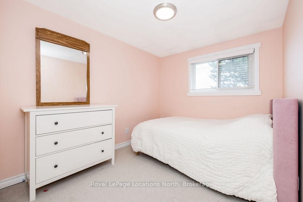 493 ONTARIO Street • Collingwood, ON photo 15