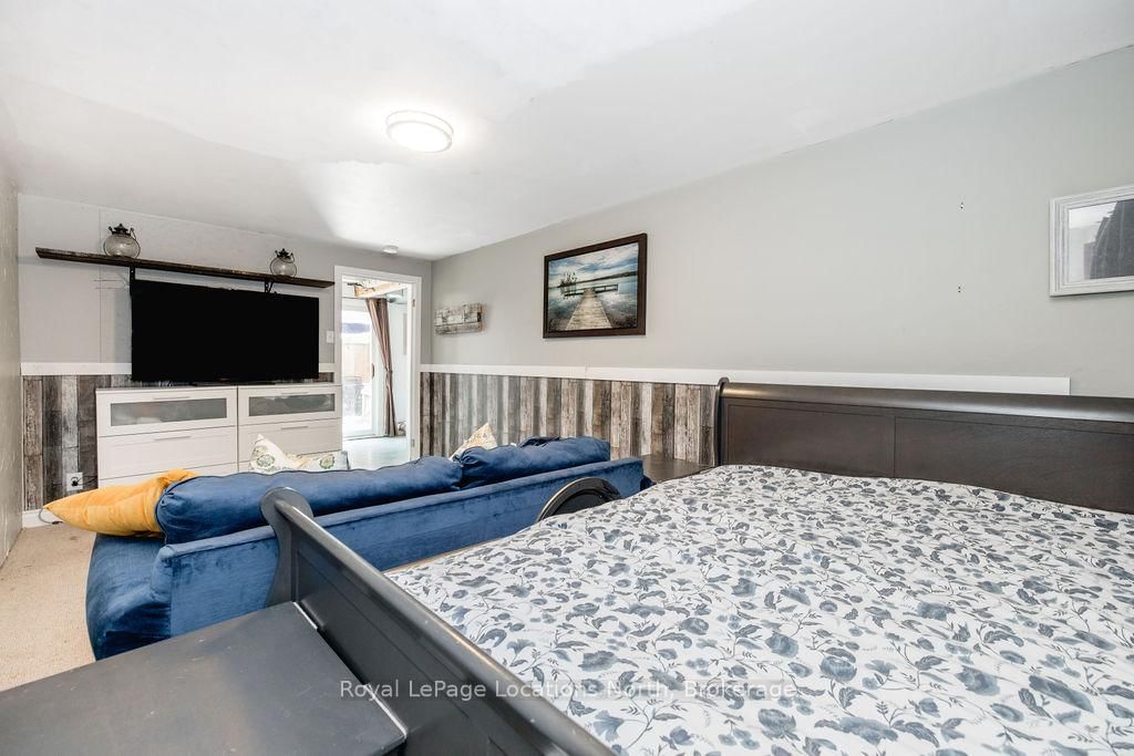 493 ONTARIO Street • Collingwood, ON photo 18