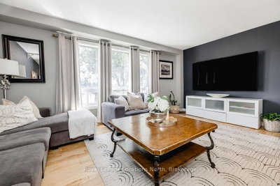 493 ONTARIO Street • Collingwood, ON photo 6