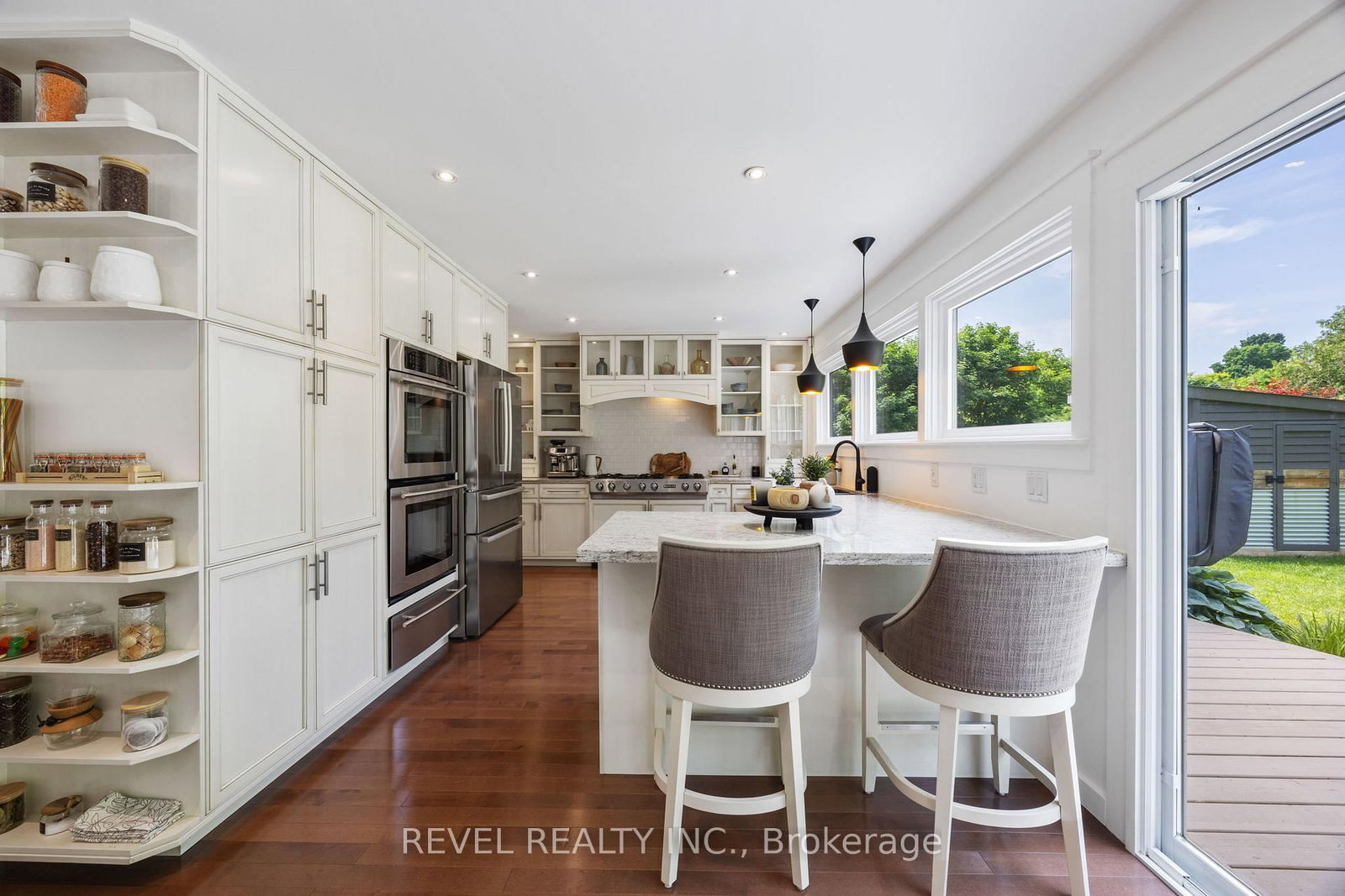 10 Shoreview Drive • Barrie, ON photo 17