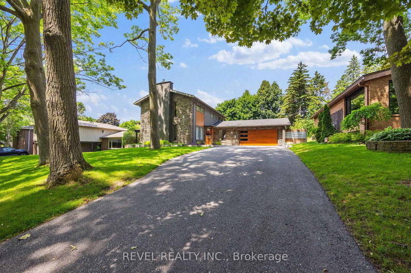 10 Shoreview Drive