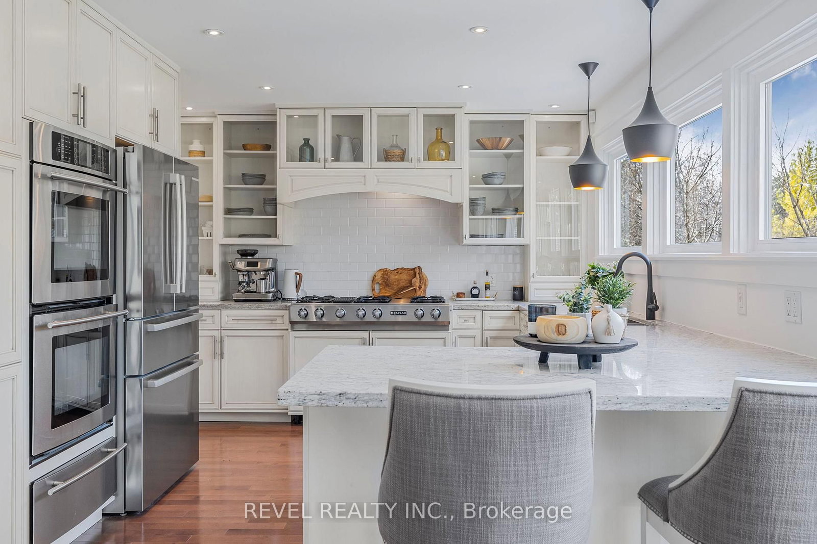 10 Shoreview Drive • Barrie, ON photo 20