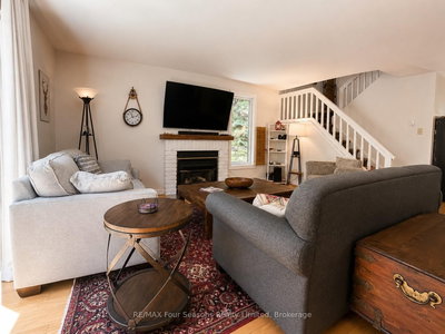 158 Escarpment Crescent • Collingwood, ON photo 9