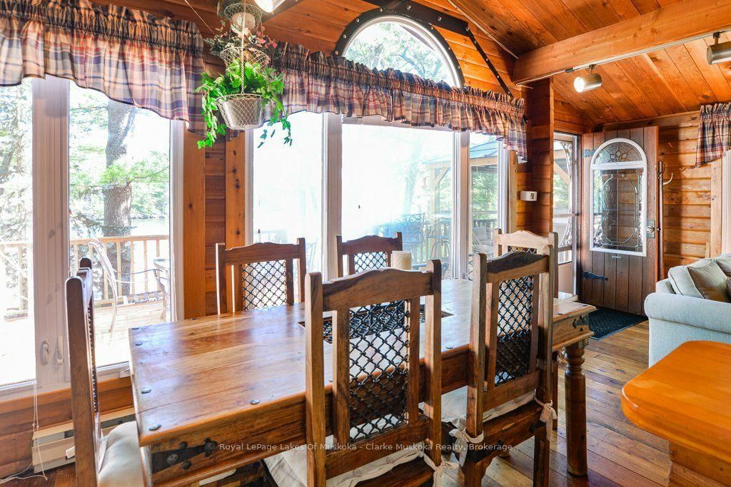 4376 Marr Lane • Severn, ON photo 9