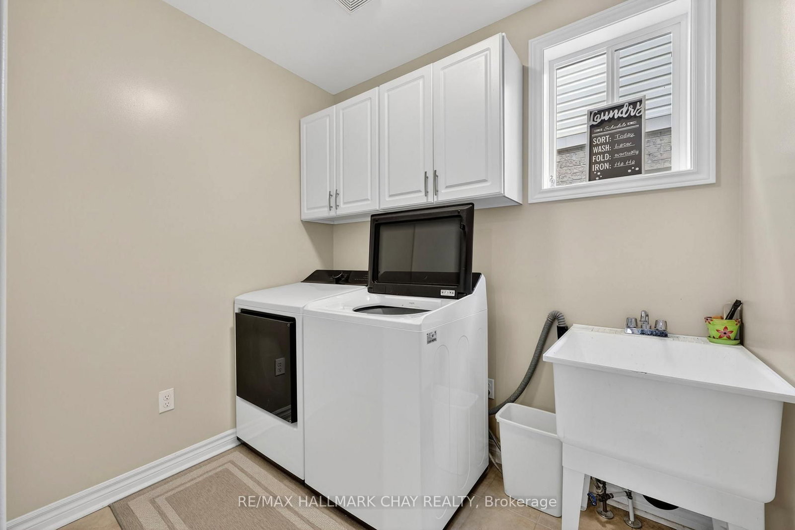 12 Orleans Avenue • Barrie, ON photo 35