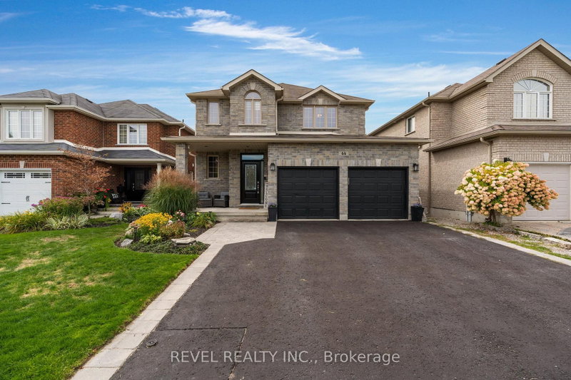44 Graihawk Drive
