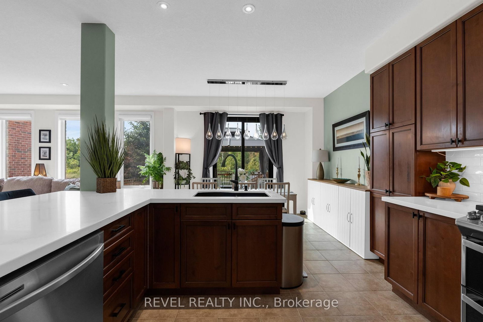 44 Graihawk Drive • Barrie, ON photo 16