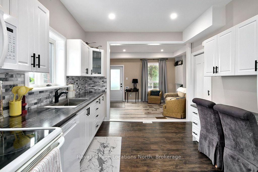 321 Second Street • Collingwood, ON photo 8