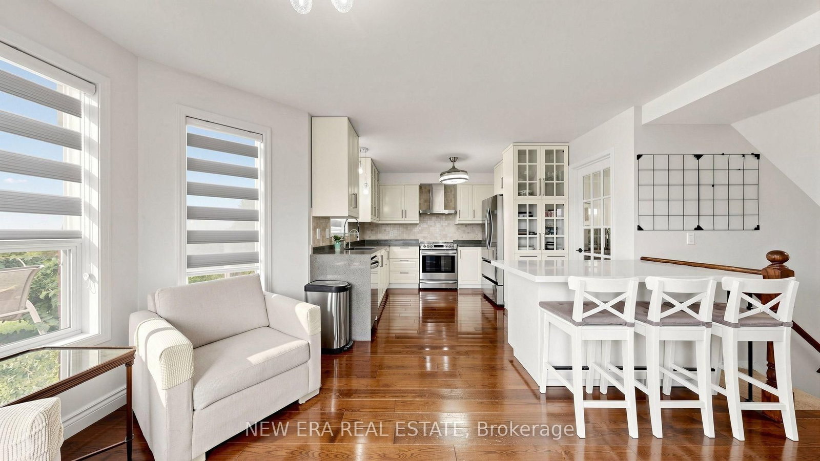 30 Harrogate Court • Barrie, ON photo 13
