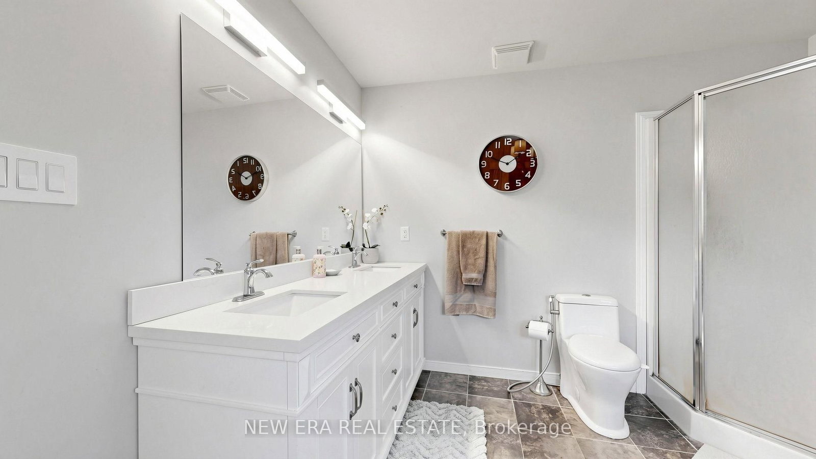30 Harrogate Court • Barrie, ON photo 22