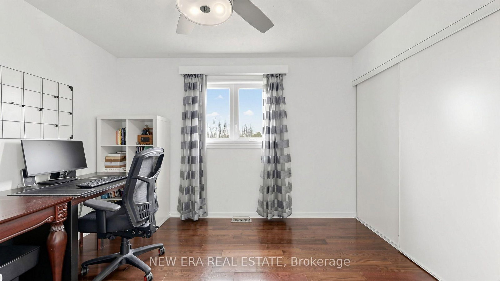 30 Harrogate Court • Barrie, ON photo 24