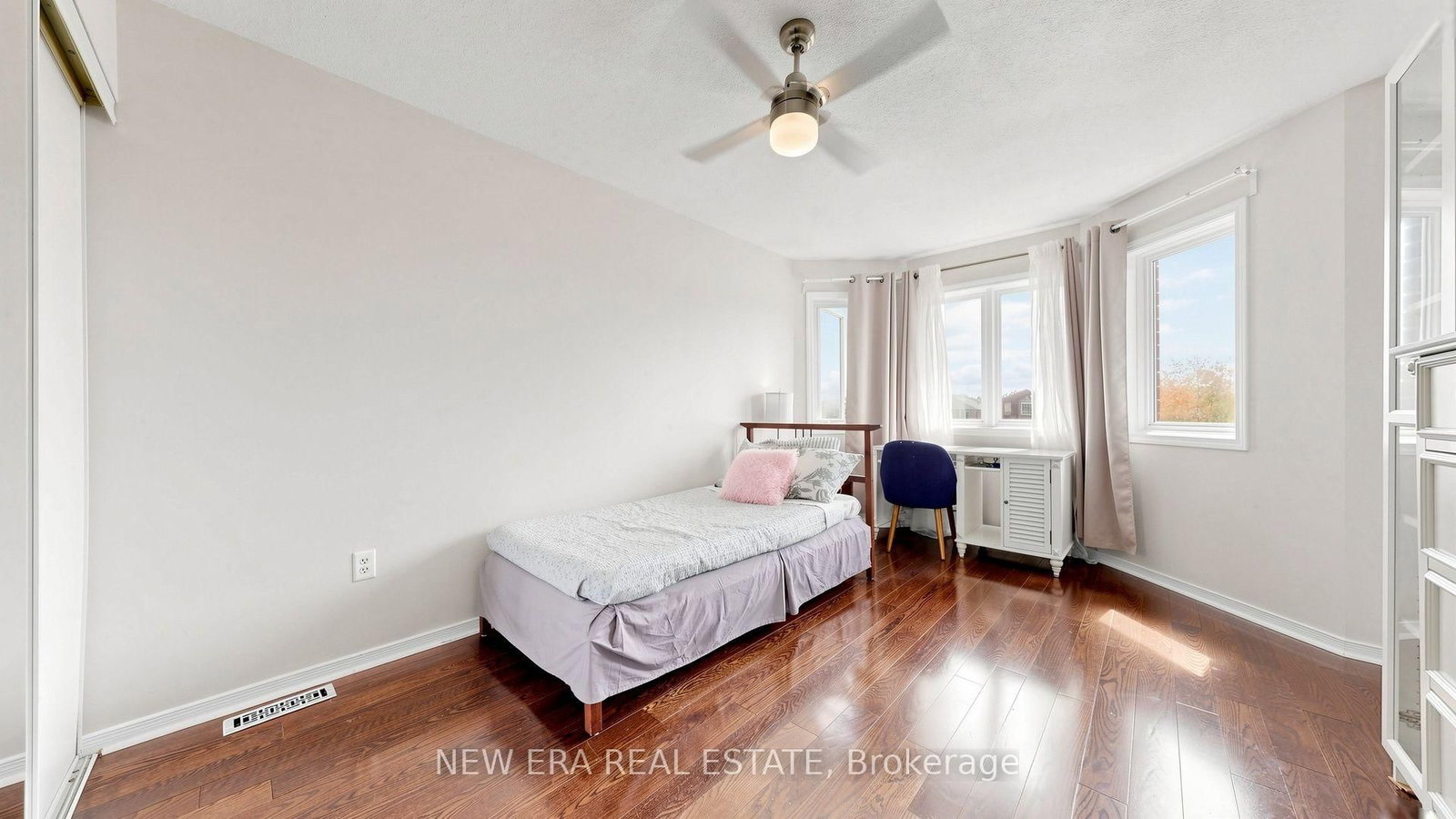 30 Harrogate Court • Barrie, ON photo 26