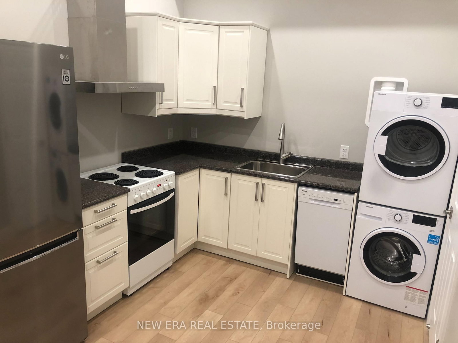 30 Harrogate Court • Barrie, ON photo 37