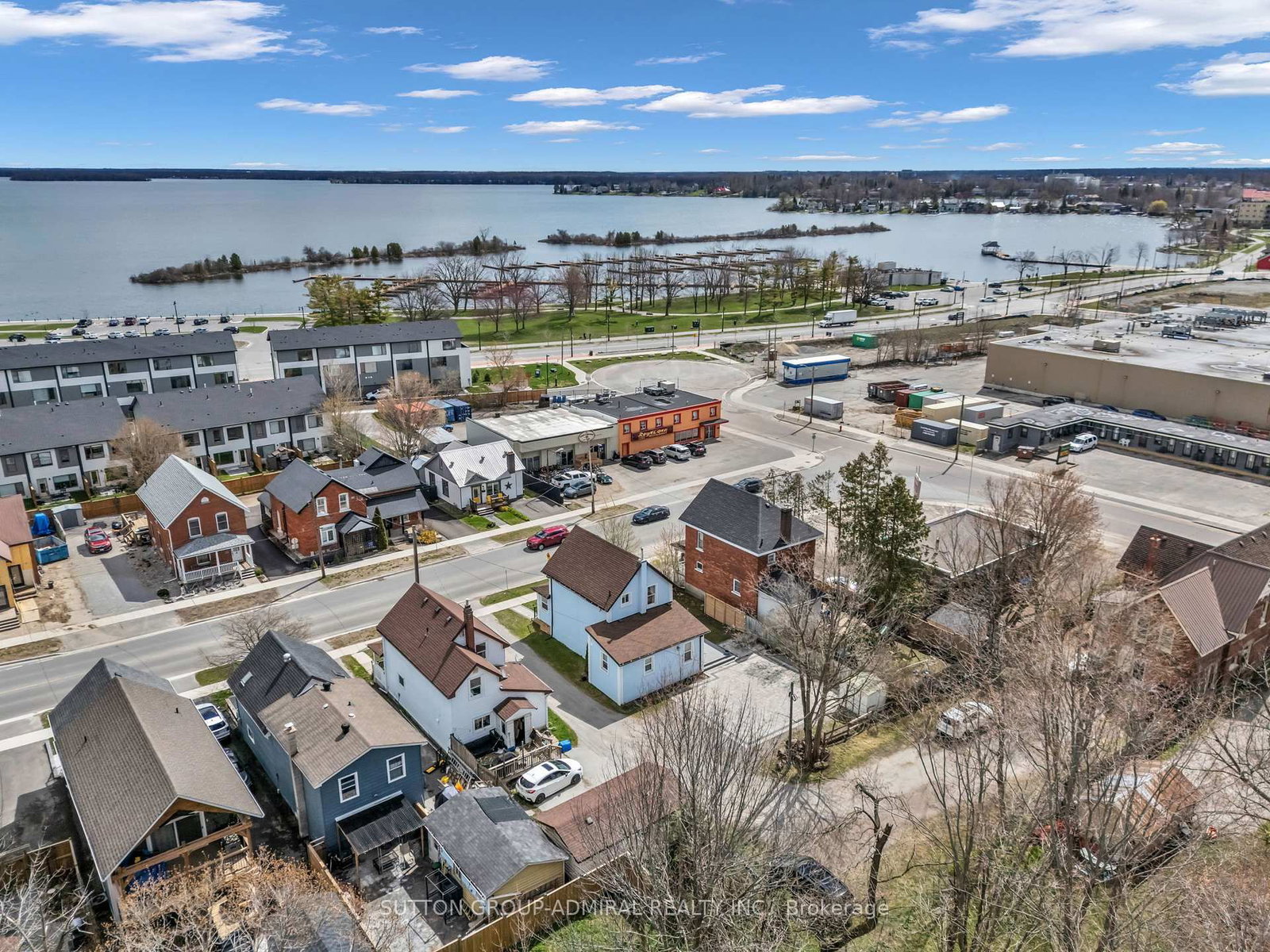 97 Laclie Street • Orillia, ON photo 4