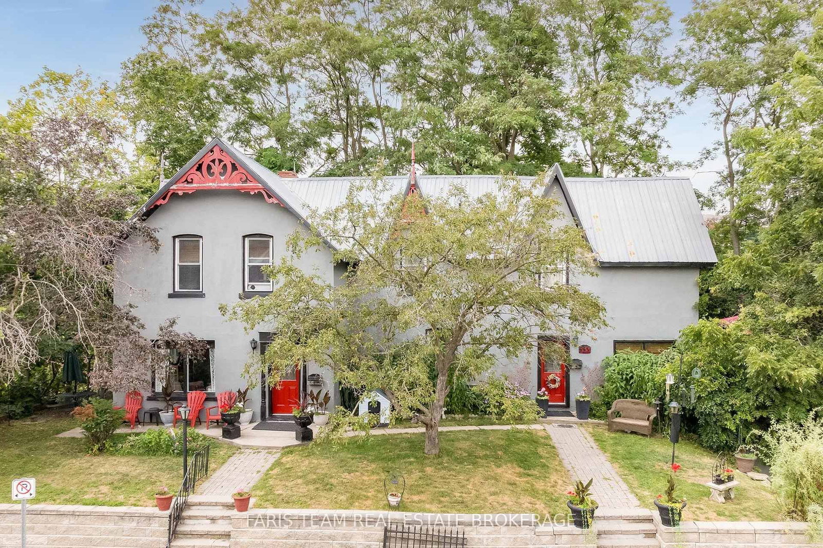 338 Gloucester Street • Midland, ON photo 1